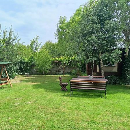 Anna Apartment Czarny Mlyn Екстериор снимка