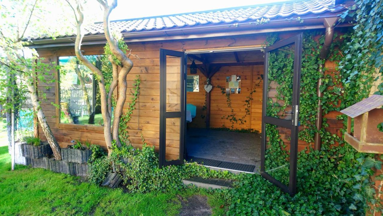 Anna Apartment Czarny Mlyn Екстериор снимка